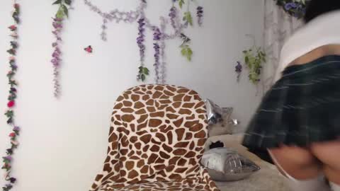 Snapshot of valquiria_sirgun chatting on March 12, 9:34 am valquiria_sirgun online show from March 12, 9:34 am