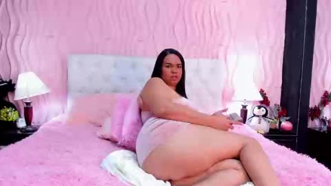 Snapshot of valrery_roussex chatting on March 7, 7:05 pm Valery online show from March 7, 7:05 pm