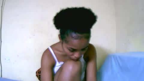 vanah344375 online show from September 11, 5:25 pm