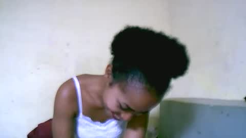 vanah344375 online show from September 12, 5:37 pm