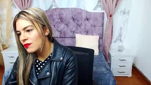 Snapshot of vanesa317864 chatting on September 13, 11:12 am vanesa online show from September 13, 11:12 am