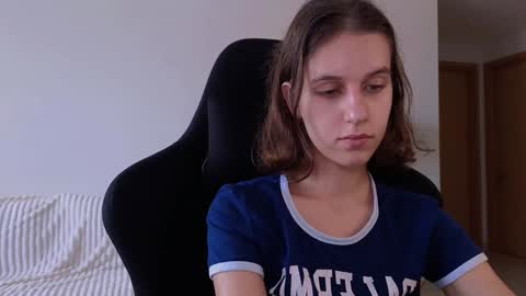vanessa online show from December 4, 6:16 am