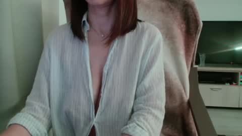 Snapshot of vanessalarahot chatting on February 14, 7:44 pm Vanessa online show from February 14, 7:44 pm