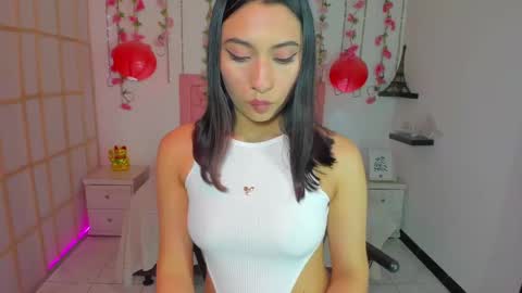 Mary online show from February 21, 11:43 pm