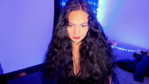 Snapshot of vero_jhonson chatting on December 18, 5:04 am karolina online show from December 18, 5:04 am