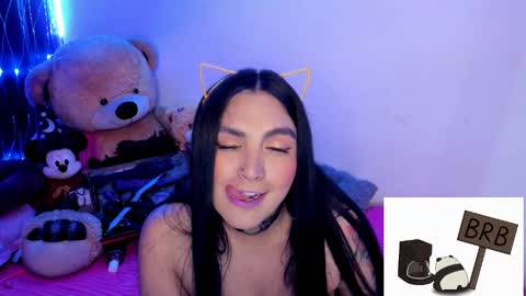 Snapshot of vero_jhonson chatting on January 7, 6:38 am karolina online show from January 7, 6:38 am