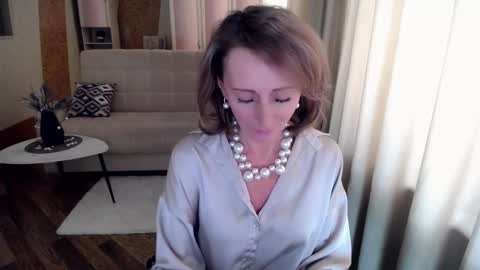Helen online show from February 21, 8:29 am