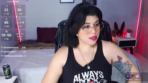 Snapshot of veronika_metalstar chatting on February 14, 1:40 pm Miss Veronika online show from February 14, 1:40 pm
