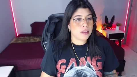 Snapshot of veronika_metalstar chatting on January 29, 1:58 am Miss Veronika online show from January 29, 1:58 am