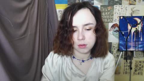 Snapshot of veryveryvery_shy chatting on February 23, 6:49 am veryveryvery_shy online show from February 23, 6:49 am