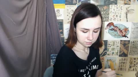 Snapshot of veryveryvery_shy chatting on January 31, 7:07 am veryveryvery_shy online show from January 31, 7:07 am