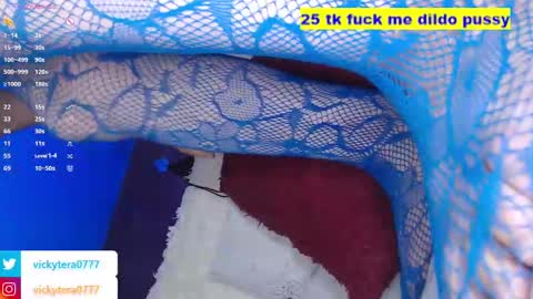 vickytera777 online show from February 14, 12:30 am