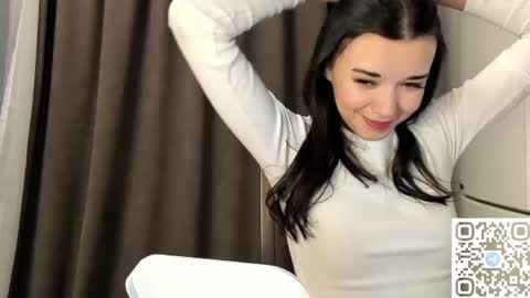 Vic online show from February 11, 7:59 pm