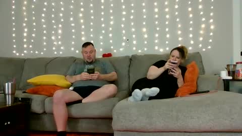 Snapshot of victoriaandjesse chatting on January 27, 8:07 am Victoria and Jesse online show from January 27, 8:07 am