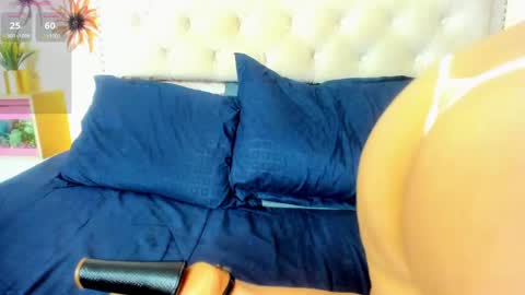victoriaarousse online show from December 7, 1:41 am