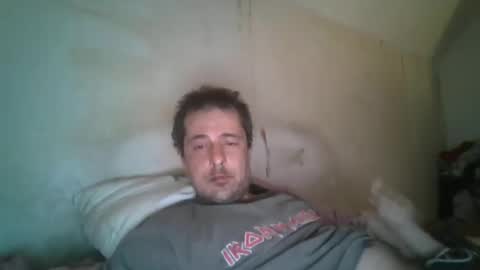 vids1977 online show from March 8, 3:17 am