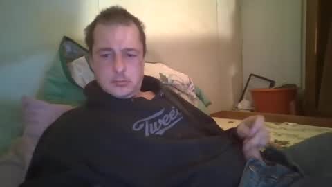 vids1977 online show from January 23, 12:04 am