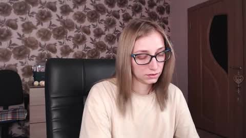 Vika online show from December 6, 2:51 am