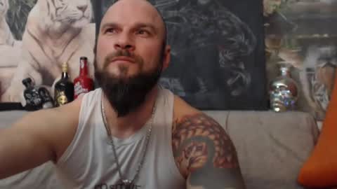 Snapshot of viking_me chatting on January 22, 8:59 pm viking online show from January 22, 8:59 pm