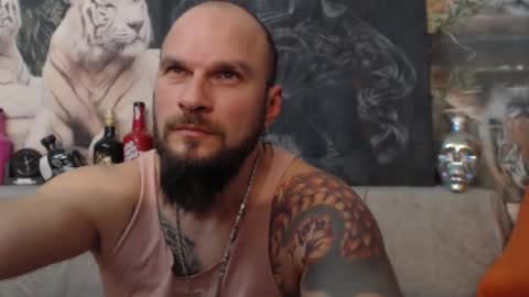 Snapshot of viking_me chatting on February 3, 8:46 pm viking online show from February 3, 8:46 pm