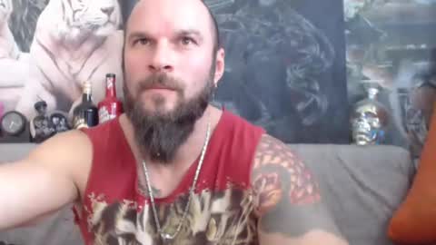 Snapshot of viking_me chatting on January 20, 10:07 am viking online show from January 20, 10:07 am
