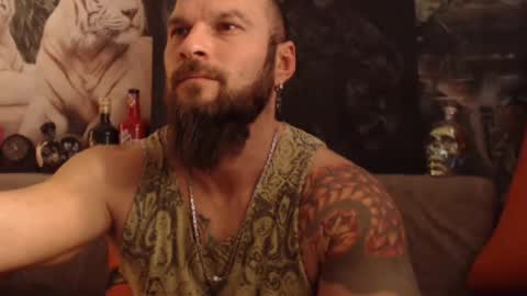 Snapshot of viking_me chatting on January 17, 2:28 pm viking online show from January 17, 2:28 pm