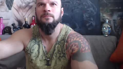 Snapshot of viking_me chatting on February 13, 7:13 am viking online show from February 13, 7:13 am
