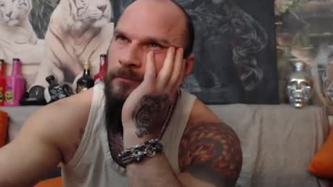 Snapshot of viking_me chatting on March 3, 8:21 pm viking online show from March 3, 8:21 pm