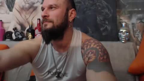 Snapshot of viking_me chatting on February 10, 8:00 pm viking online show from February 10, 8:00 pm