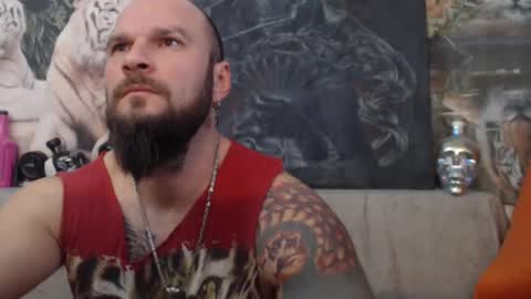 Snapshot of viking_me chatting on February 8, 7:04 am viking online show from February 8, 7:04 am