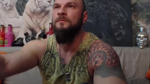 Snapshot of viking_me chatting on March 11, 8:09 pm viking online show from March 11, 8:09 pm