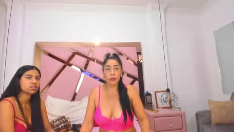 vikiTomson online show from February 3, 5:14 pm