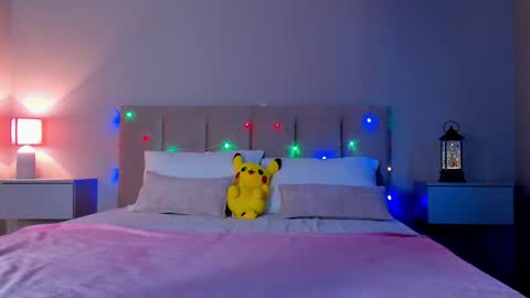 VIKKI online show from December 18, 7:36 am