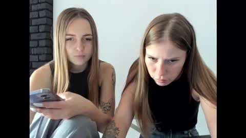 vikky_s11 online show from September 19, 10:52 am