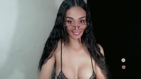 vikkylustfull online show from January 28, 11:50 pm