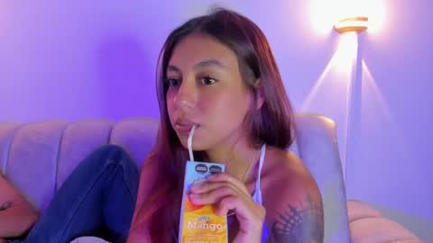 Violet and Casper online show from September 13, 6:05 am