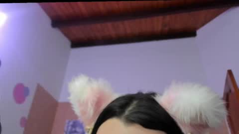 Snapshot of violet_evergarden1 chatting on February 15, 2:04 am violet_evergarden1 online show from February 15, 2:04 am