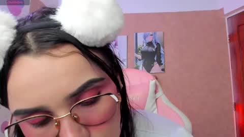 Snapshot of violet_evergarden1 chatting on March 8, 4:45 am violet_evergarden1 online show from March 8, 4:45 am
