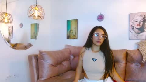 violetsweet_cs online show from February 4, 7:07 am