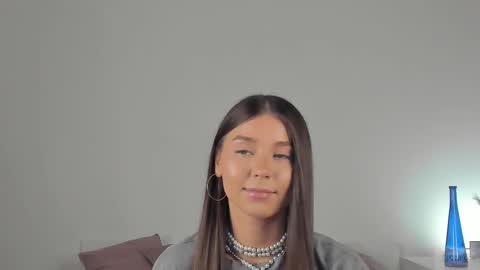 violetta_finch online show from February 9, 8:21 am