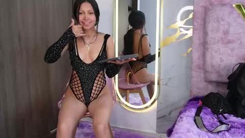 violetta_maki online show from September 17, 12:30 pm
