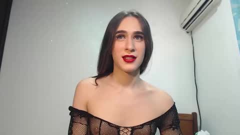 Snapshot of violetta_tss chatting on February 26, 8:15 pm Princess Violet Valerious Follow me IGX violetvalerious online show from February 26, 8:15 pm