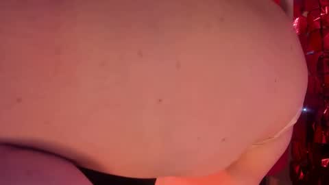 Snapshot of violettasexycam chatting on February 20, 1:25 am violetafetish online show from February 20, 1:25 am
