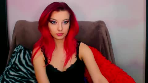 VirginLuna online show from January 25, 9:57 pm