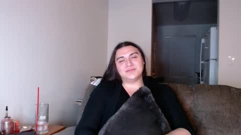 Snapshot of virgorian_enigma chatting on February 6, 4:21 am priscilla online show from February 6, 4:21 am