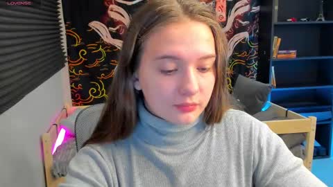 Snapshot of vitajoy_ chatting on February 17, 7:23 pm Vita online show from February 17, 7:23 pm