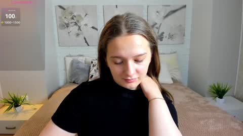 Snapshot of vitajoy_ chatting on February 7, 4:03 pm Vita online show from February 7, 4:03 pm