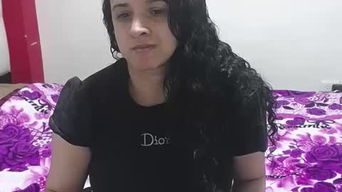 Snapshot of vivian_walt_ chatting on January 3, 7:38 am melissa online show from January 3, 7:38 am