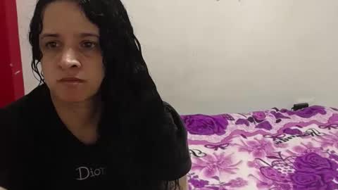 Snapshot of vivian_walt_ chatting on February 27, 3:40 am melissa online show from February 27, 3:40 am