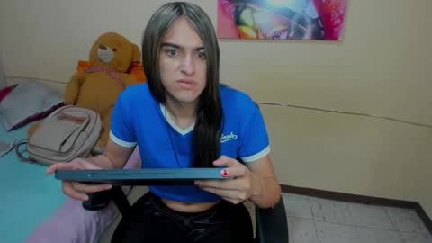 Snapshot of vivianalatin chatting on February 20, 6:13 pm instagram Viviana73215 online show from February 20, 6:13 pm